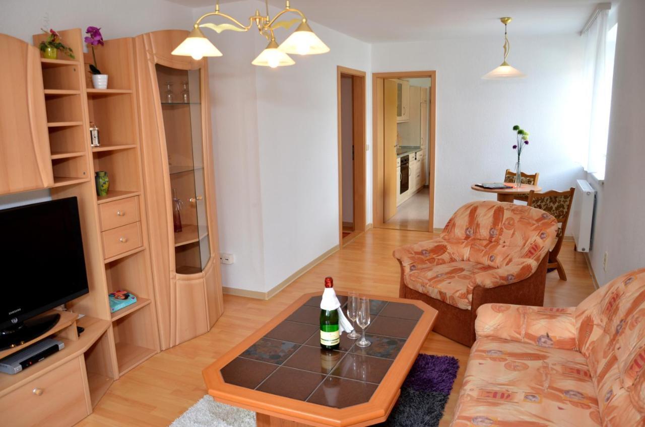 Neudorf  Hotel Vierenstrasse מראה חיצוני תמונה